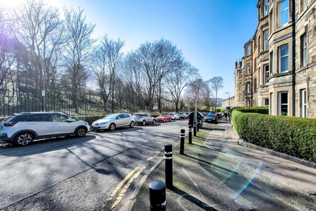 Holyrood Park Main Door Apartment Edimburgo Exterior foto